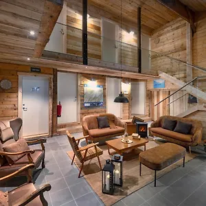 Solneset Farm , Bergen Norvegia